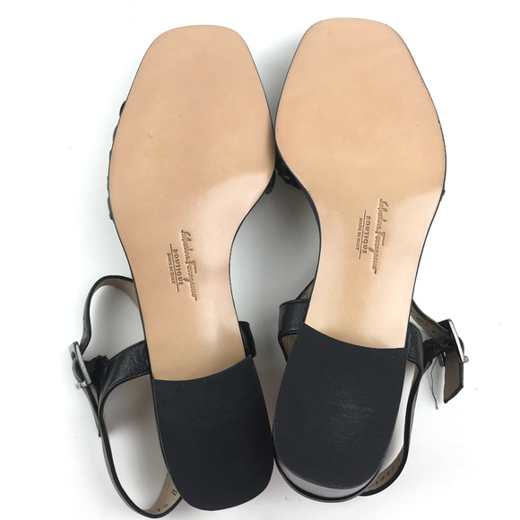 Salvatore Ferragamo Sandals 7.5 Black Low Heel - Picture 7 of 8